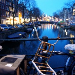 In Amsterdams Defense 